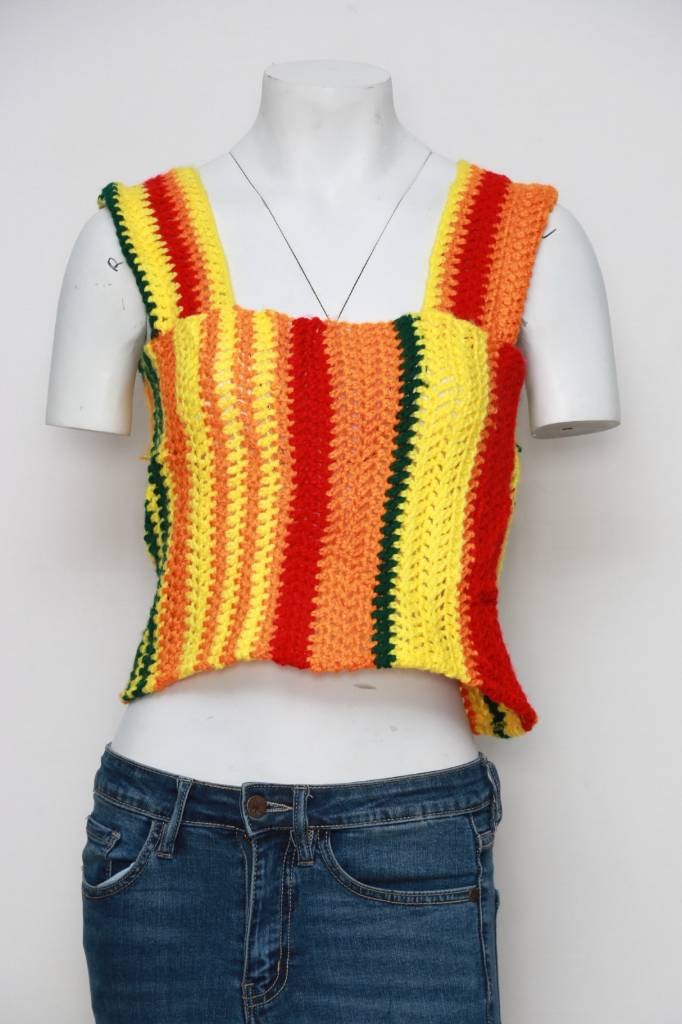 Blouse au crochet pour femmes retravaillée en utilisant des crochets colorés, Style # CR243