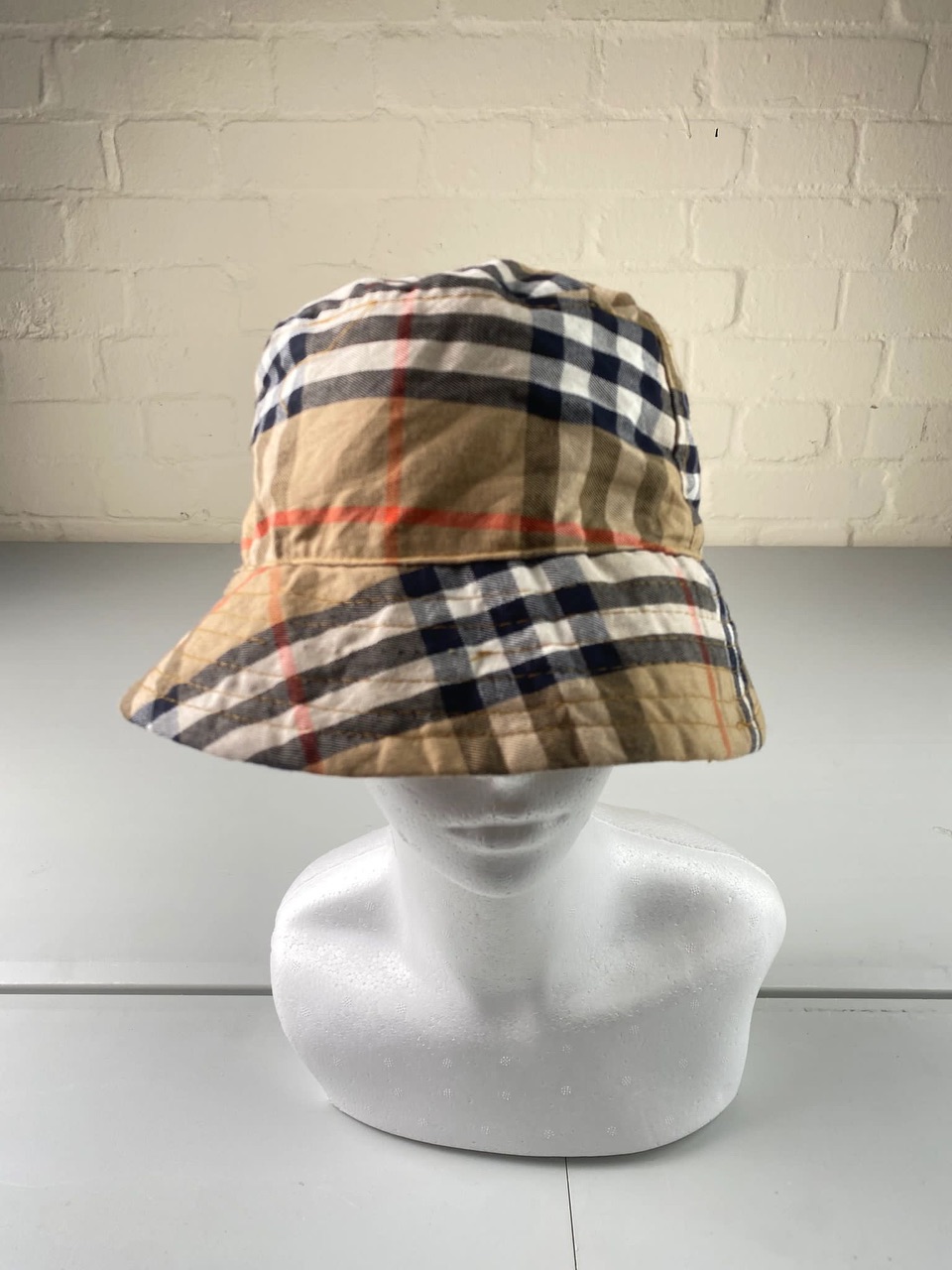 BURBERRY NOVA CHECK REWORK BUCKET HATS - 50 PIECES