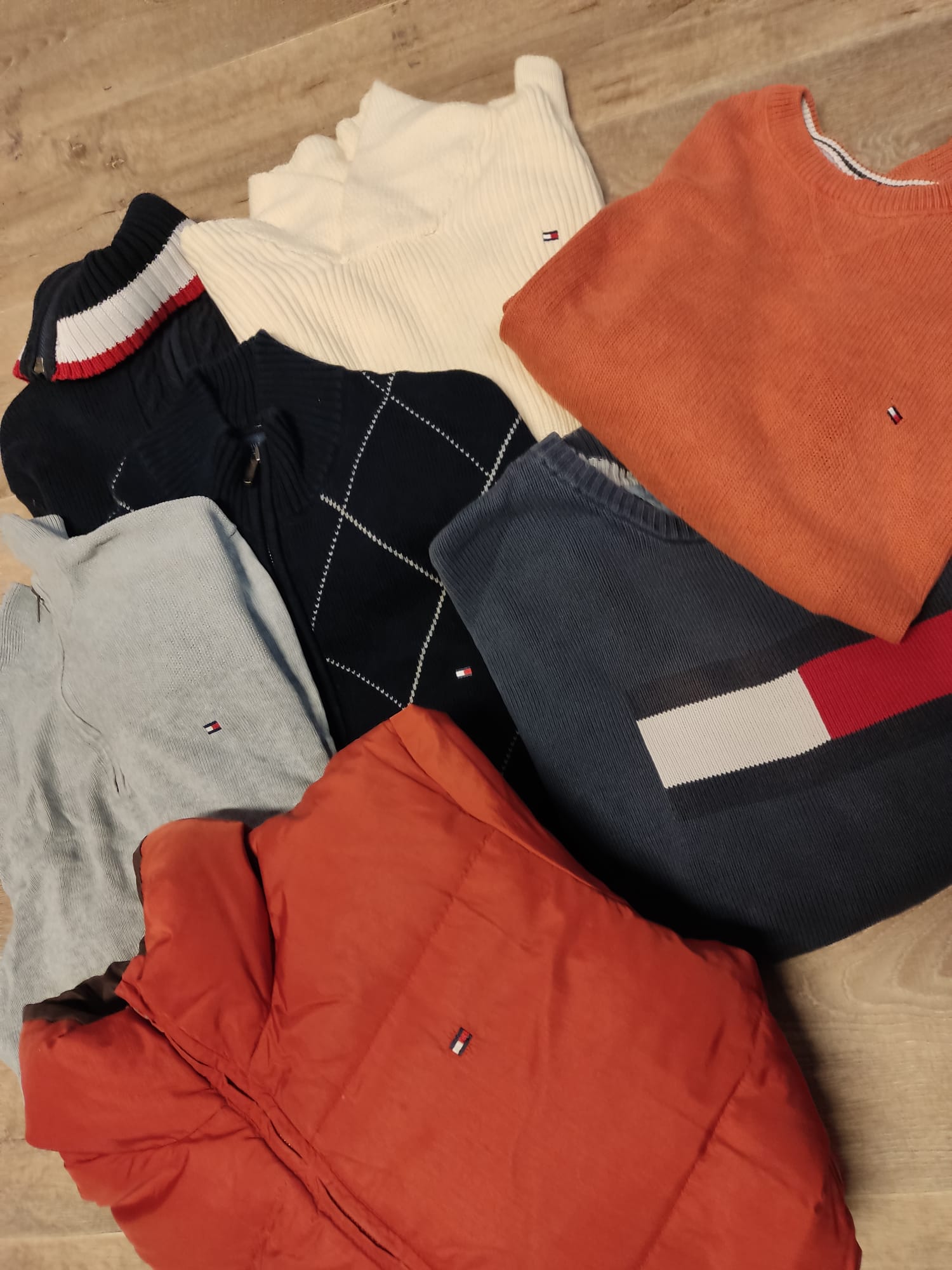 Sweaters Tommy Hilfiger