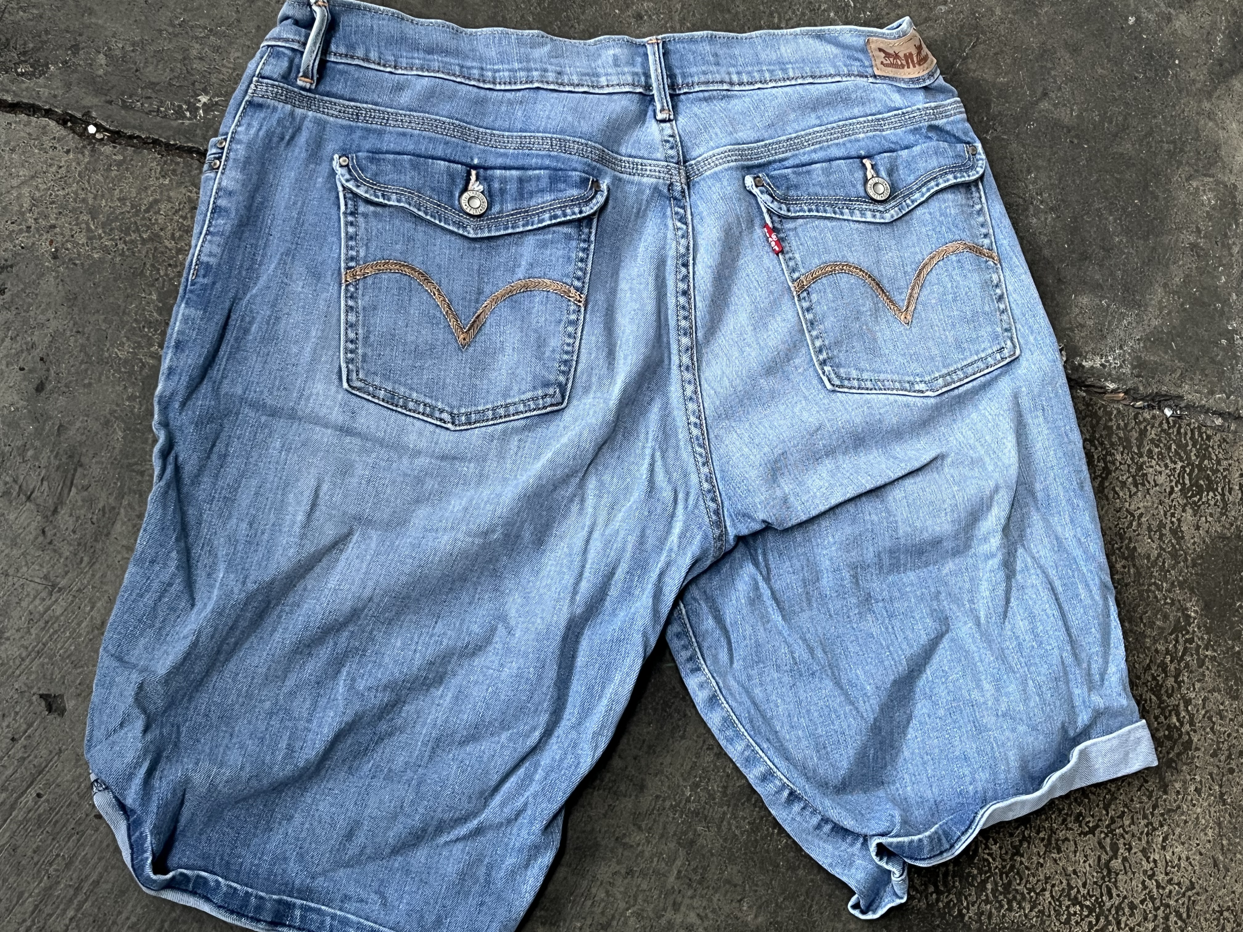 Short en jean Levi's pour femmes