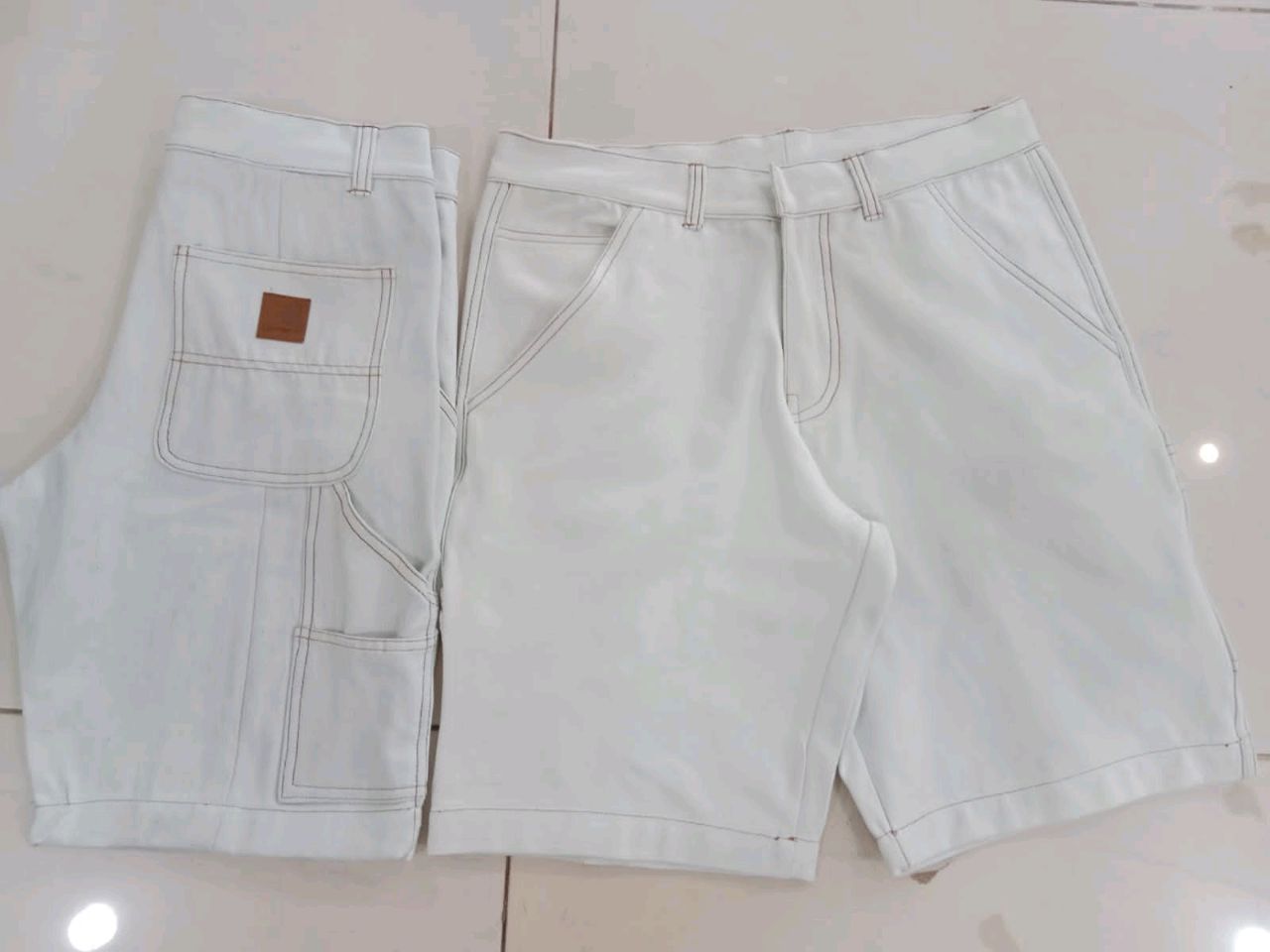 CR957 Mens reworked carhartt White Shorts - 40 pieces