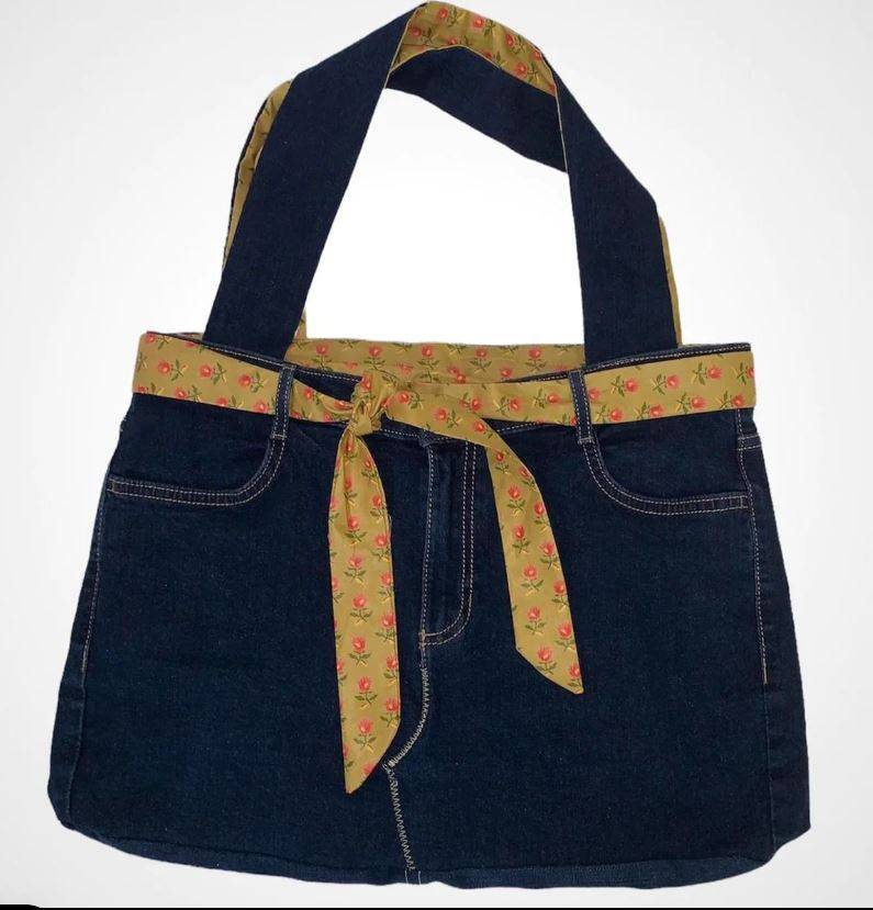 Überarbeitete Damenhandtasche aus Levi's Damen-Denim-Hose, Stil # CR339