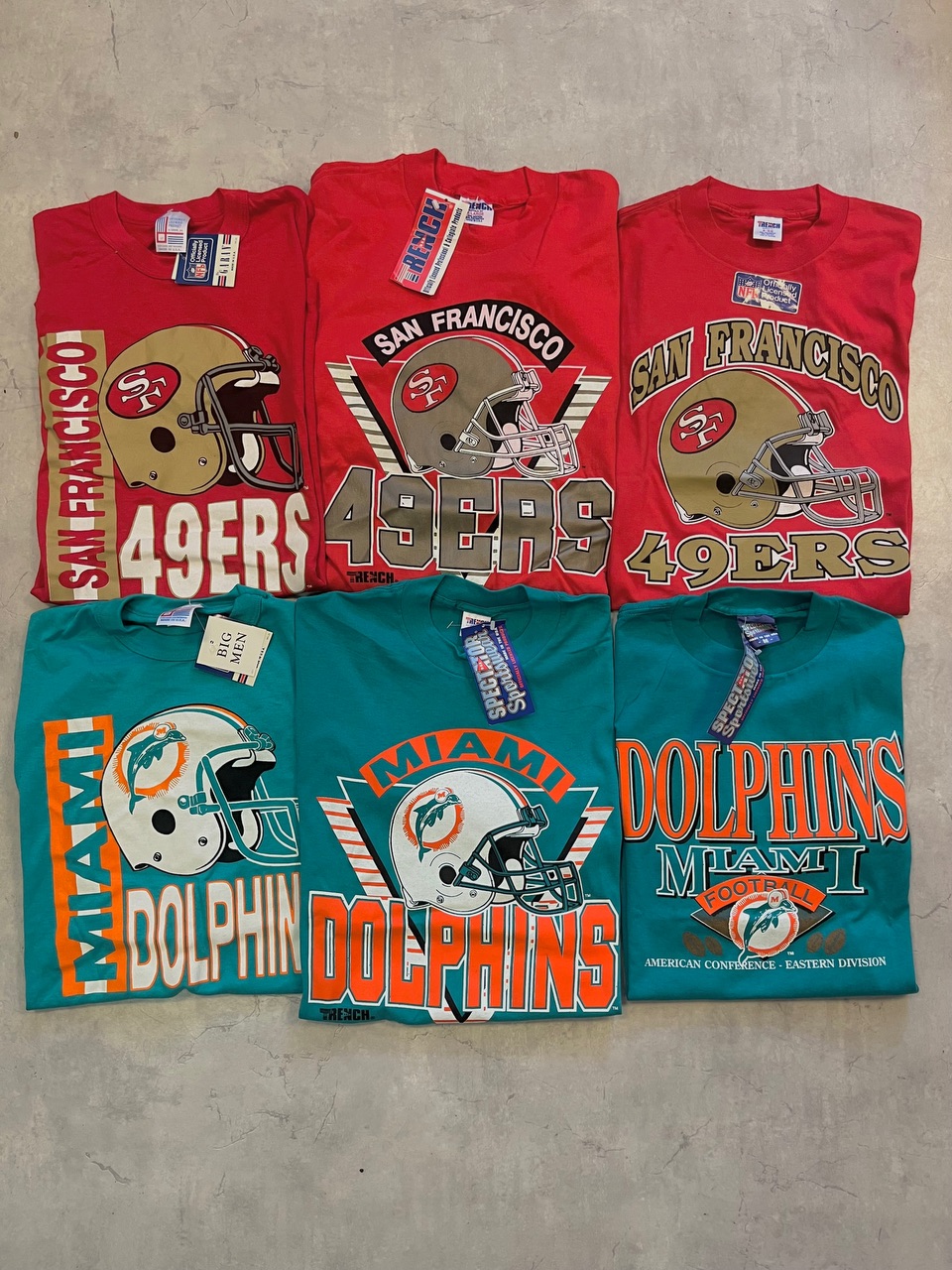 12 USA NFL deadstock t-shirts