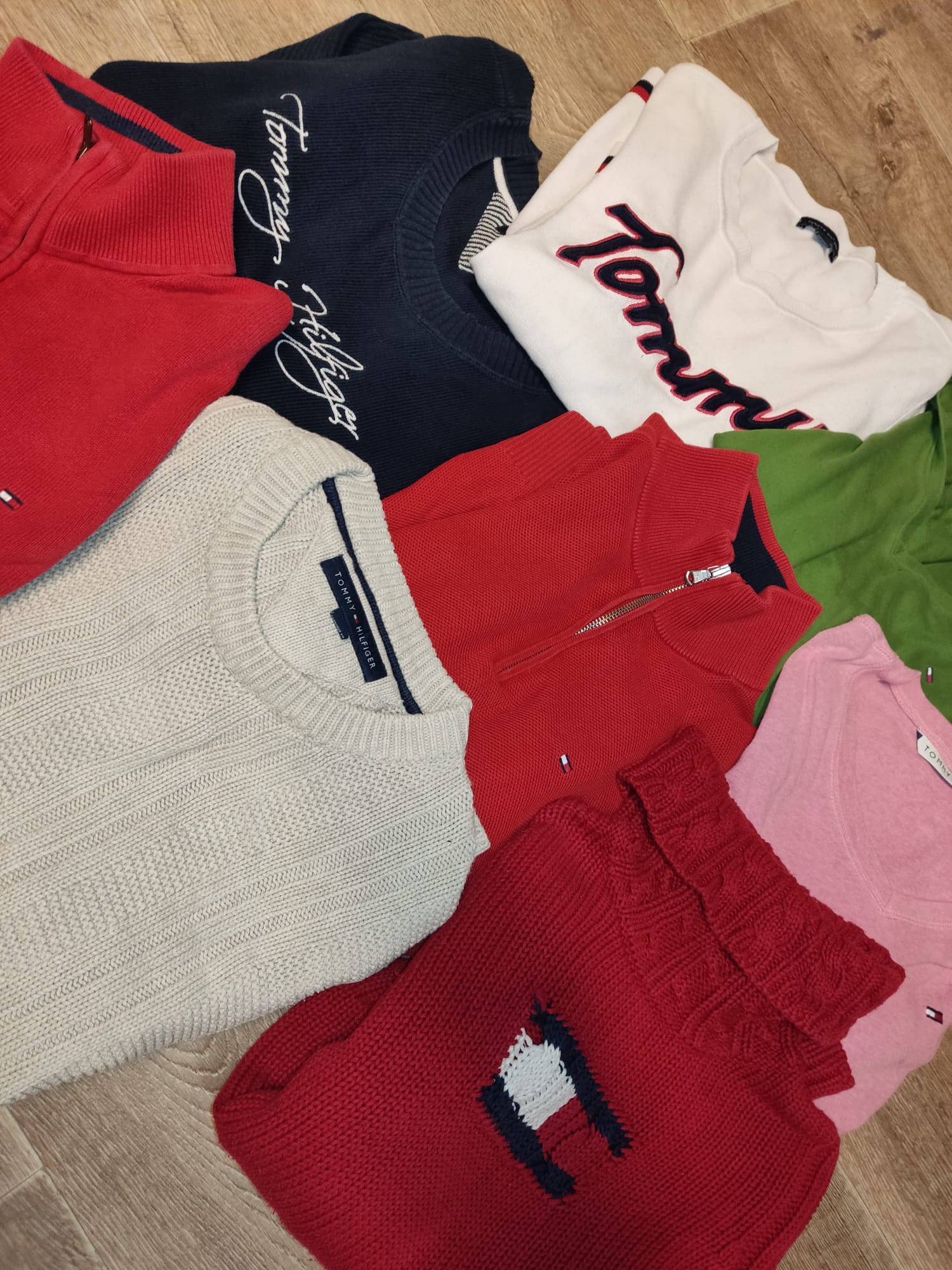 Tommy Hilfiger sweaters and vest