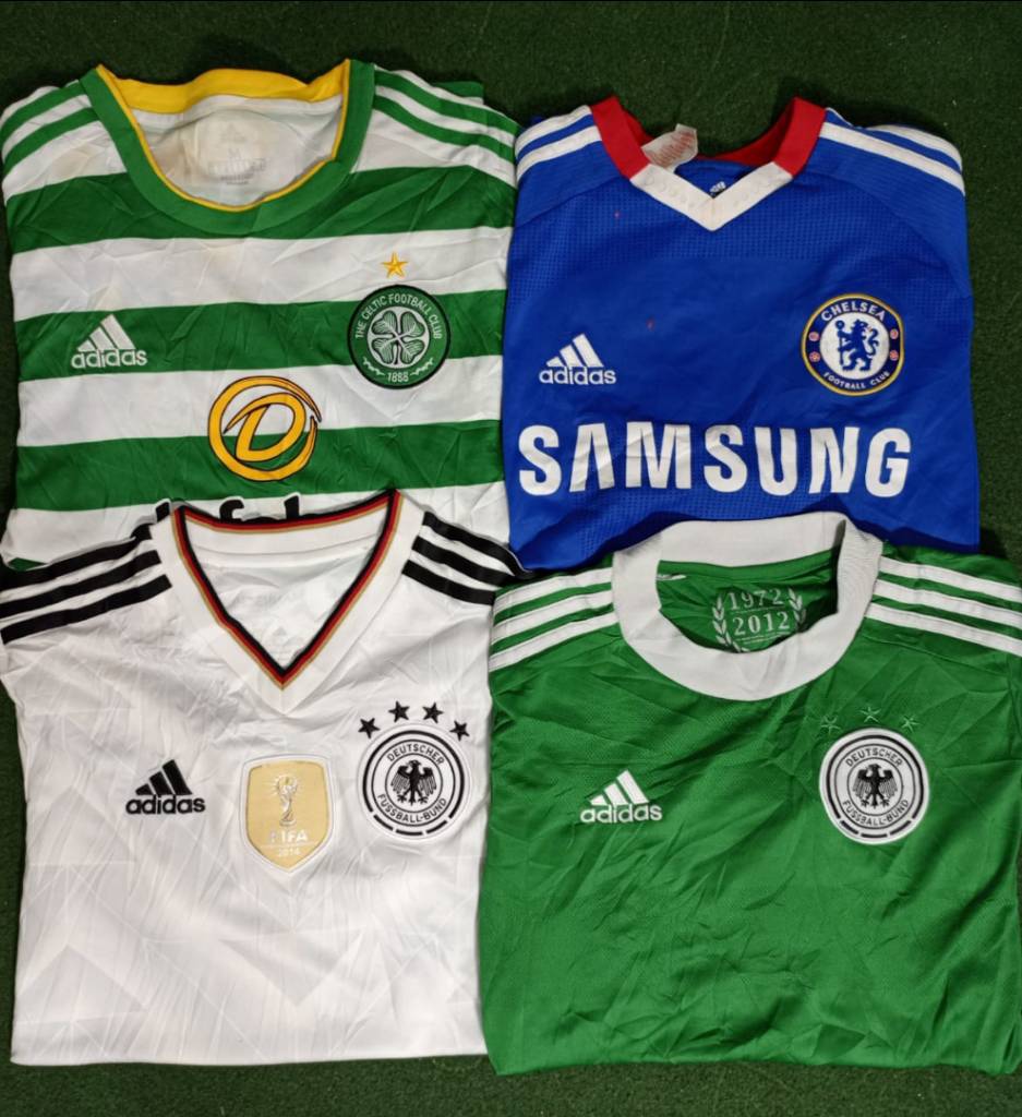 T-shirts de Football Club