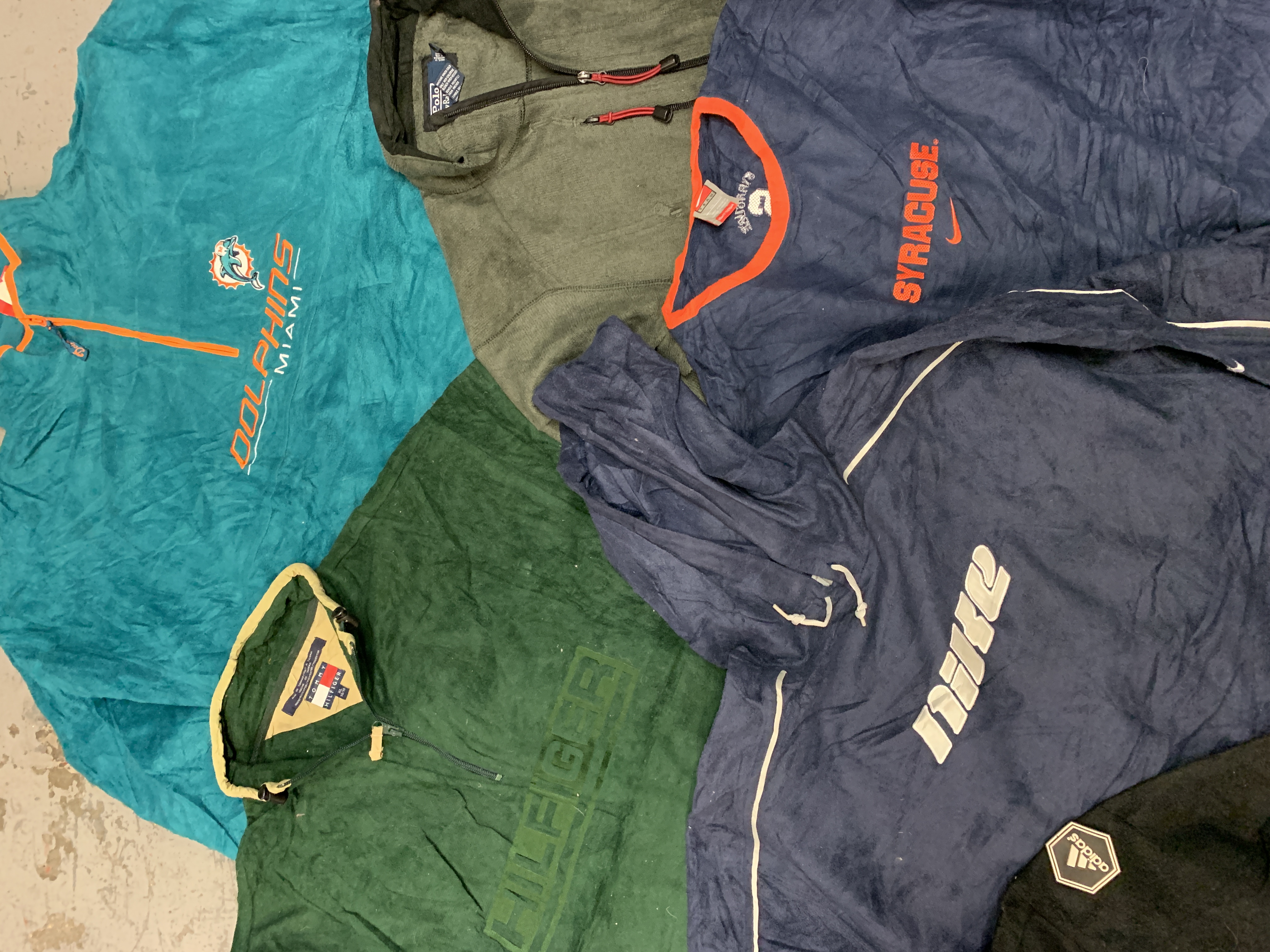 PREMIUM PRO SPORTS AND BRANDED FLEECE BALE