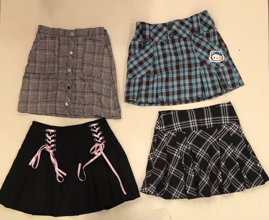 Y2K mini skirt , 15 - pieces , (f-590)