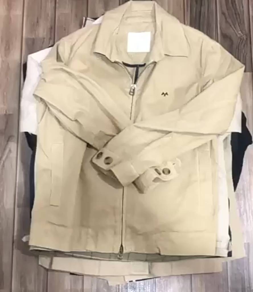 Burberry Jackets 18 pieces ⭐