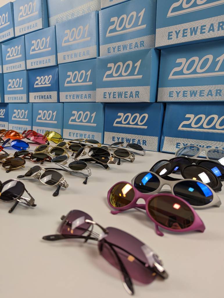 Y2k / Vintage Sunglasses Mix - 300 pieces