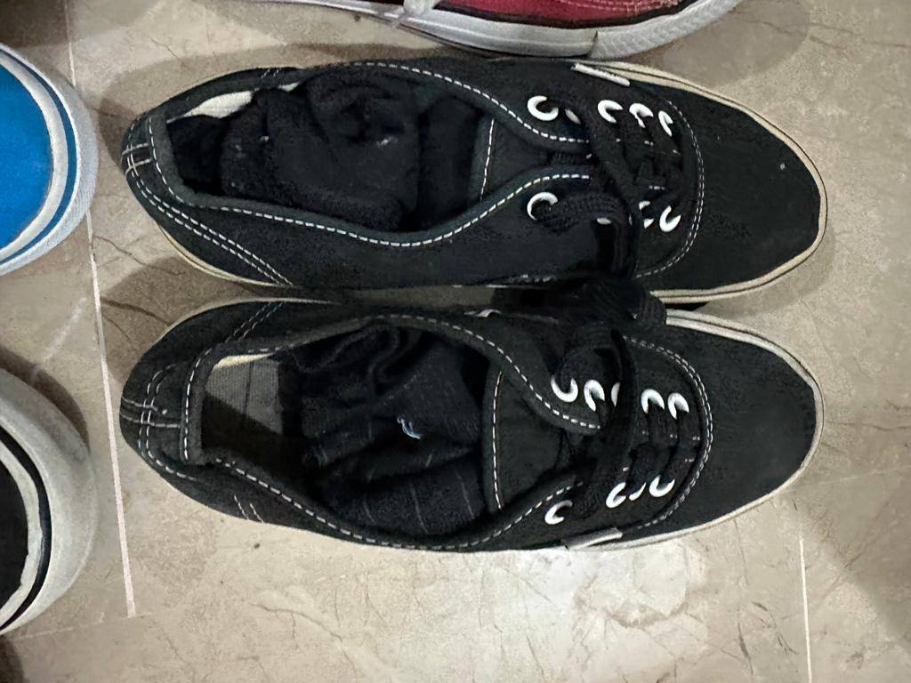 Convers All Stars & Vans - 50pcs