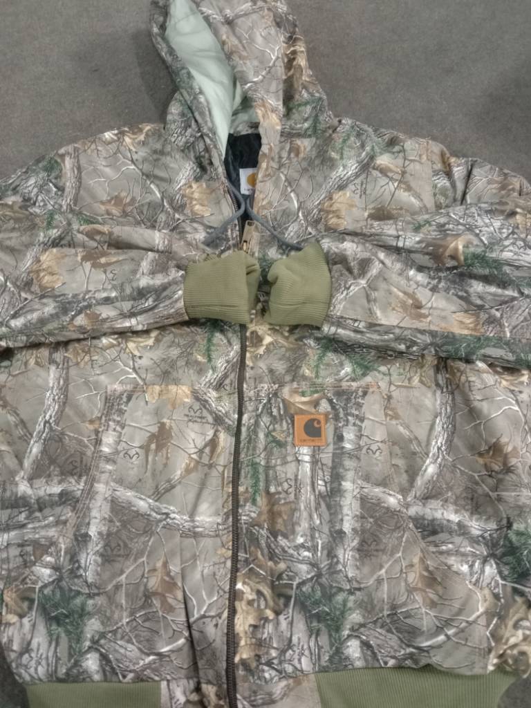 Rework Carhartt jacket  jungel print Hooded 30 pieces
