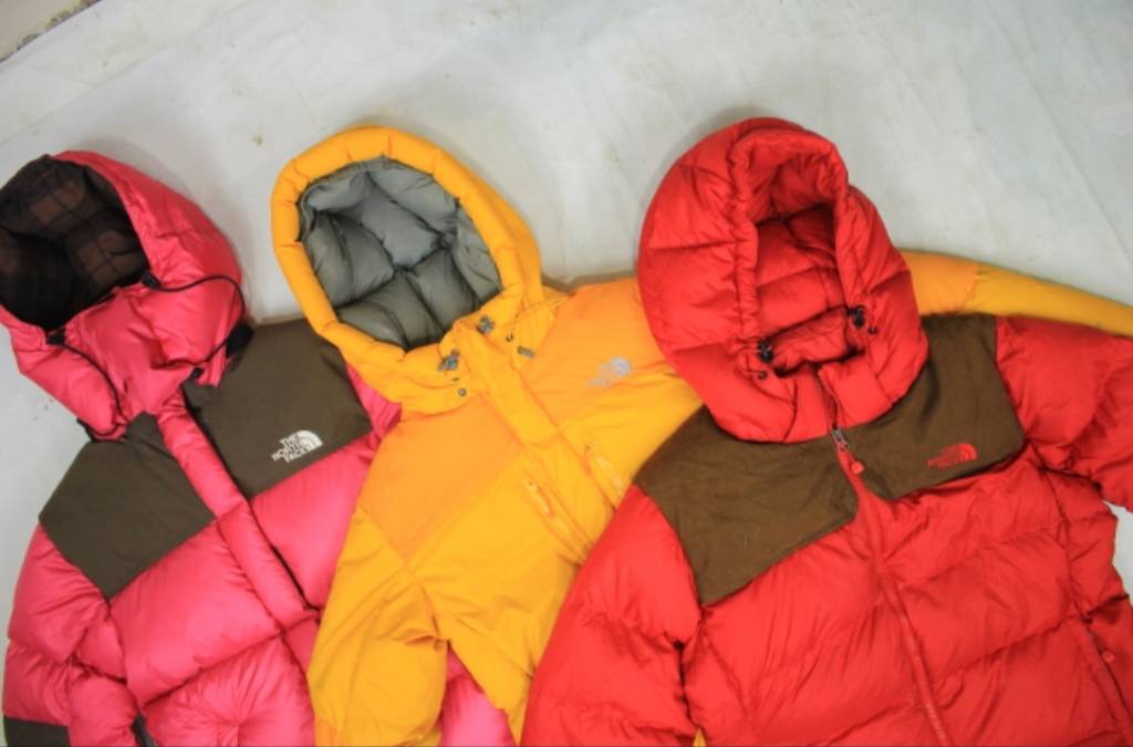 The North Face puffer jackets 700/800 Mix Category 18 Pieces
